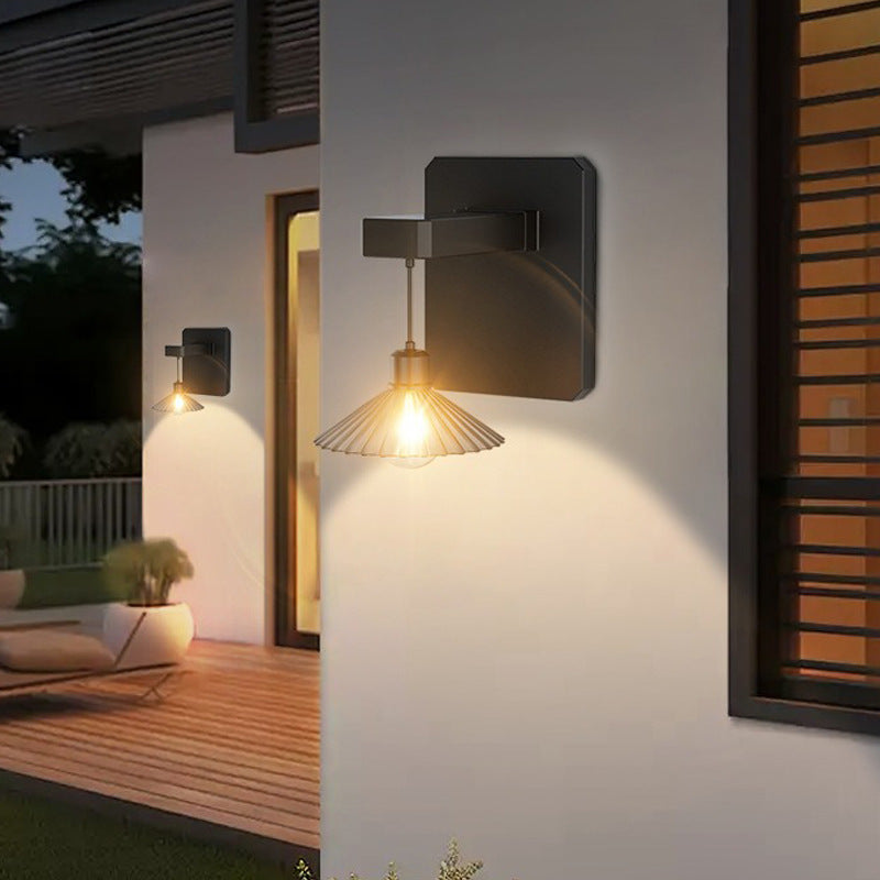 Retro Solar Motion Wall Lamp